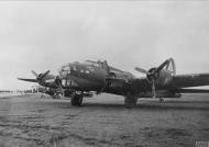 Asisbiz Boeing B 17G Fortress 8AF 457BG with P 51 Mustang 355FG at Glatton Mar 1944 FRE1895