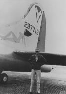 Asisbiz 42 97719 B 17F Fortress 15AF 463BG774BS Goddess on a Fortress tail area FRE10133