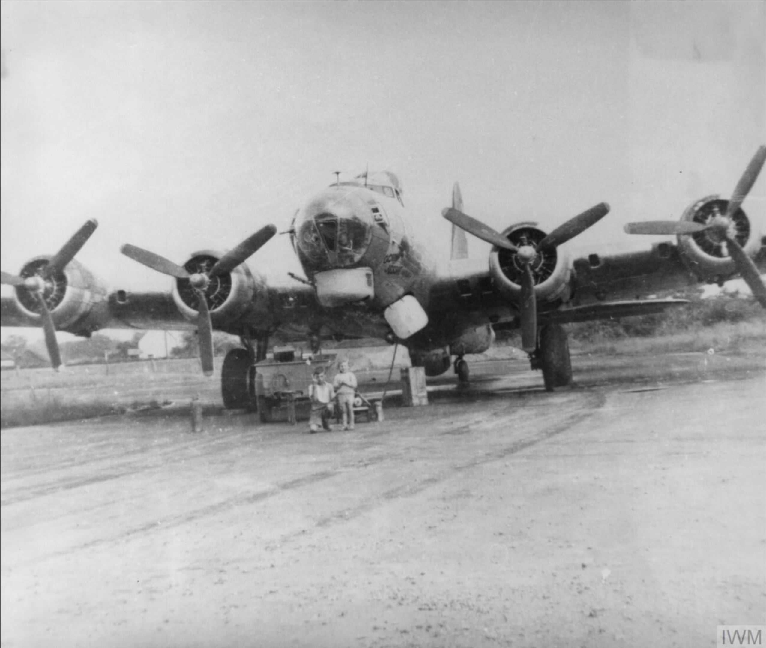 43-37954 B-17G Fortress 8AF 486BG835BS H8K Goin' Jesse 23rd Jun 1945 FRE2030