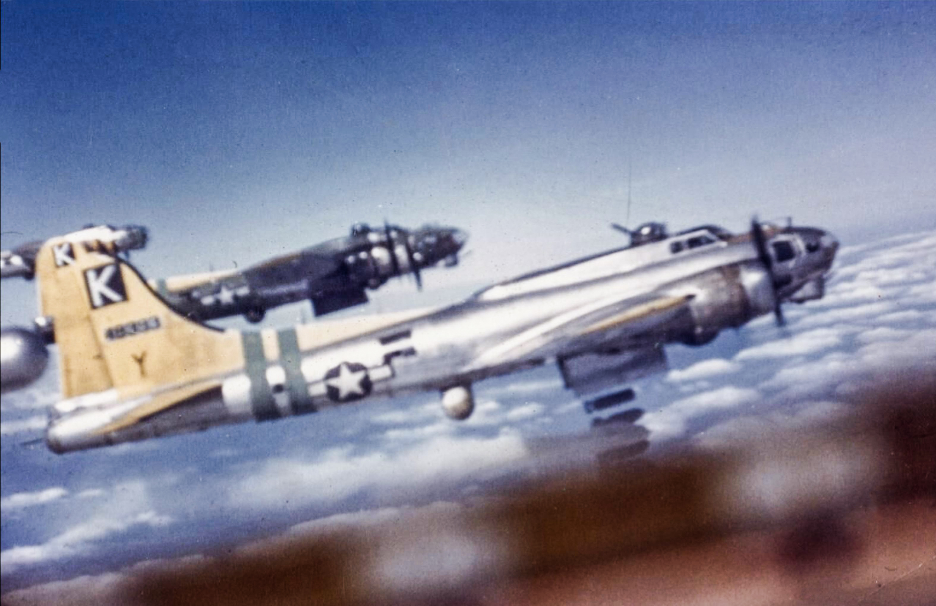 44-8333 B-17G Fortress 8AF 487BG837BS 4FY Mickey Ship on the bomb run Plauen 8th Apr 1945 FRE1776