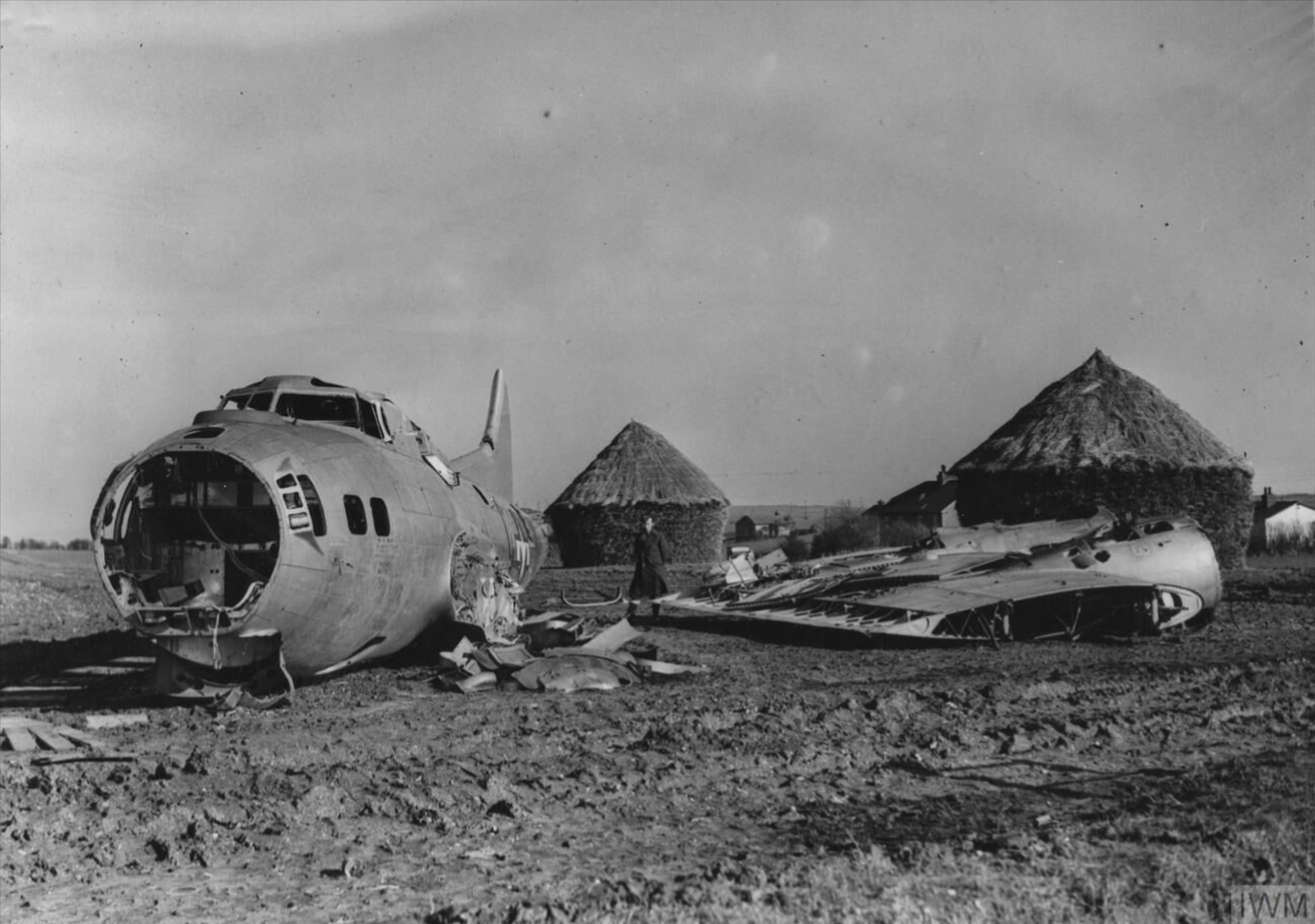 Boeing B-17G Fortress 8AF 487BG aircraft that force landed in Kent after being salvaged 17th Feb 1945 FRE8546