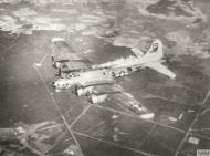 Asisbiz 44 8702 B-17G Fortress 8AF 487BG836BS 2GS Forever Amber shot down by Me 262 crew bailed out 10th Apr 1945 FRE8547