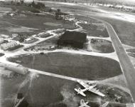 Asisbiz USAAF airbase 8AF 487BG B-17 Fortresses at Lavenham FRE11006