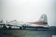Asisbiz 43 38198 B 17G Fortress 8AF 493BG S named S1.98 at Debach 1944 FRE6903