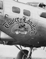 Asisbiz 44 8471 B 17G Fortress 8AF 91BG323BS ORC Tower of London with crew and nose art left side FRE3633