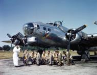 Asisbiz WWII color photo of USAAF 42-97880 B-17 Fortress 8AF 91BG322BS LGT Fifinella Bassingbourn Aug 1944 01