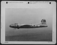 Asisbiz 43 38517 B 17G Fortress 8AF 92BG327BS UXW used to ferry troops to the Pacific 1945 NA858
