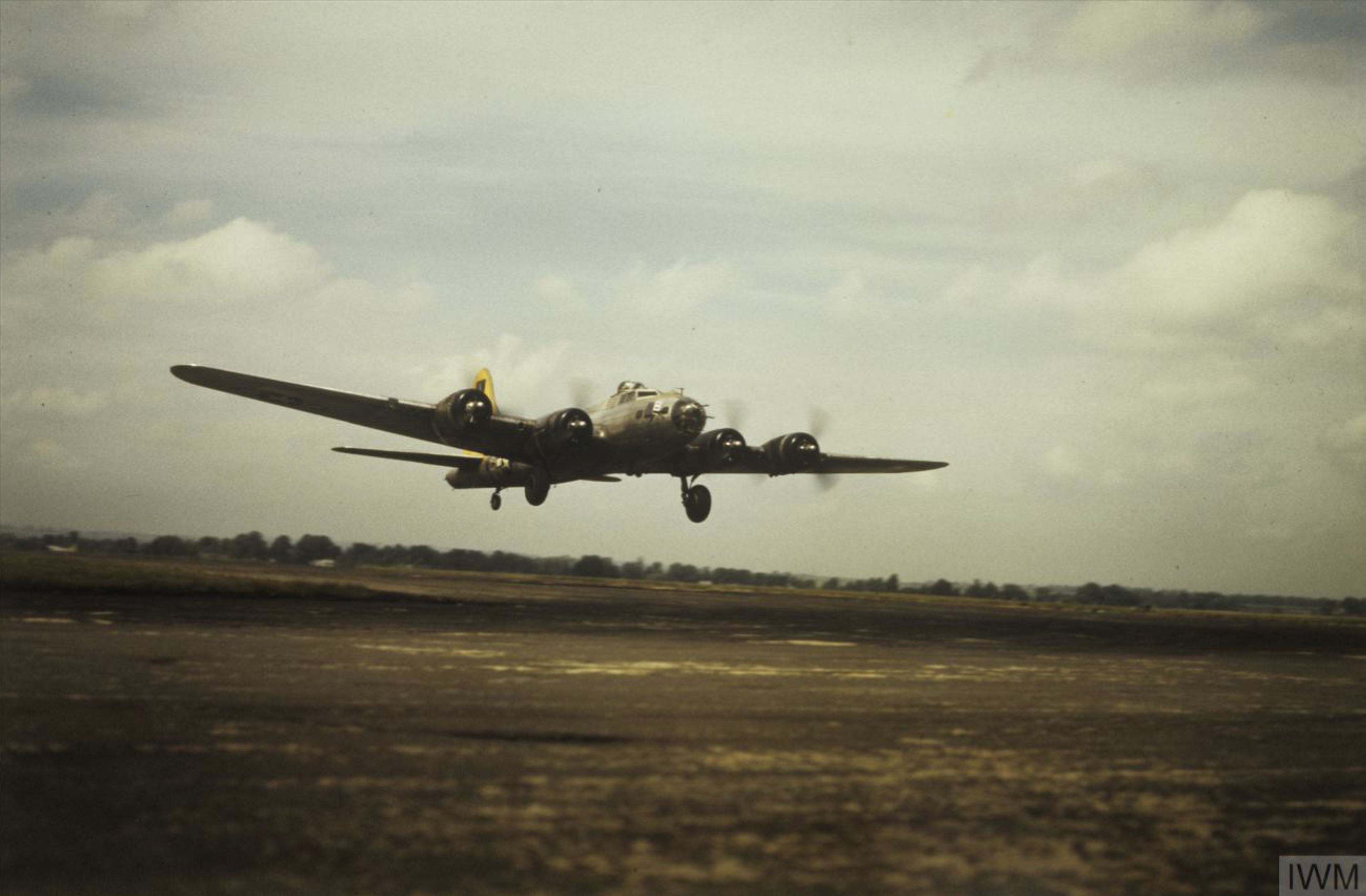 Boeing B 17F Fortress takes off from Mount Farm April 1945 FRE5823