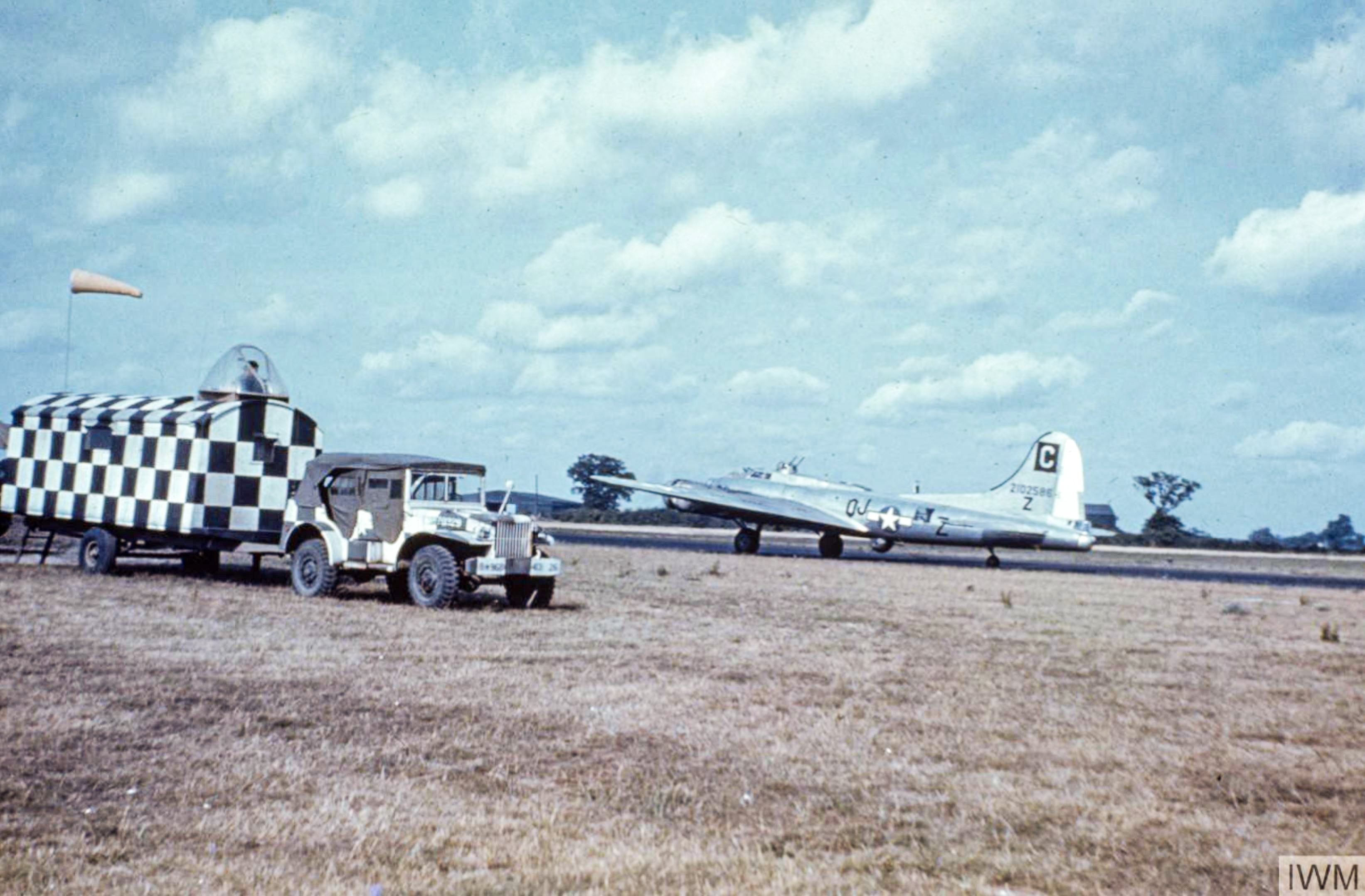 42-102586 B-17G Fortress 8AF 96BG339BS QJZ Lillle Joe flew over 100 missions FRE5865