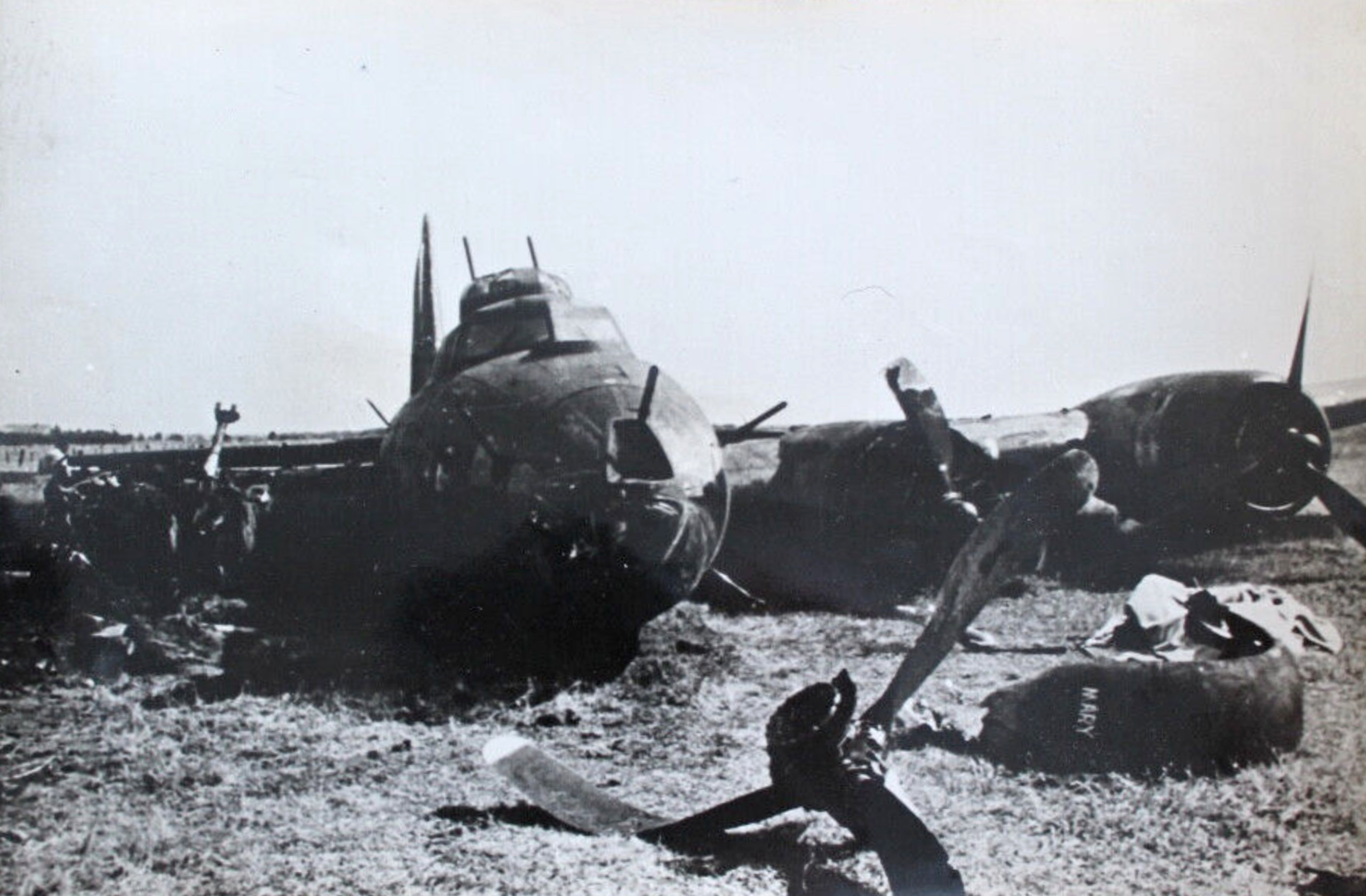 42-3281 B-17F Fortress 8AF 96BG337BS AW The Mary R sd crashed Eindorf near Walsrode E of Bremen 26th Jul 1943 10POW eBay 02