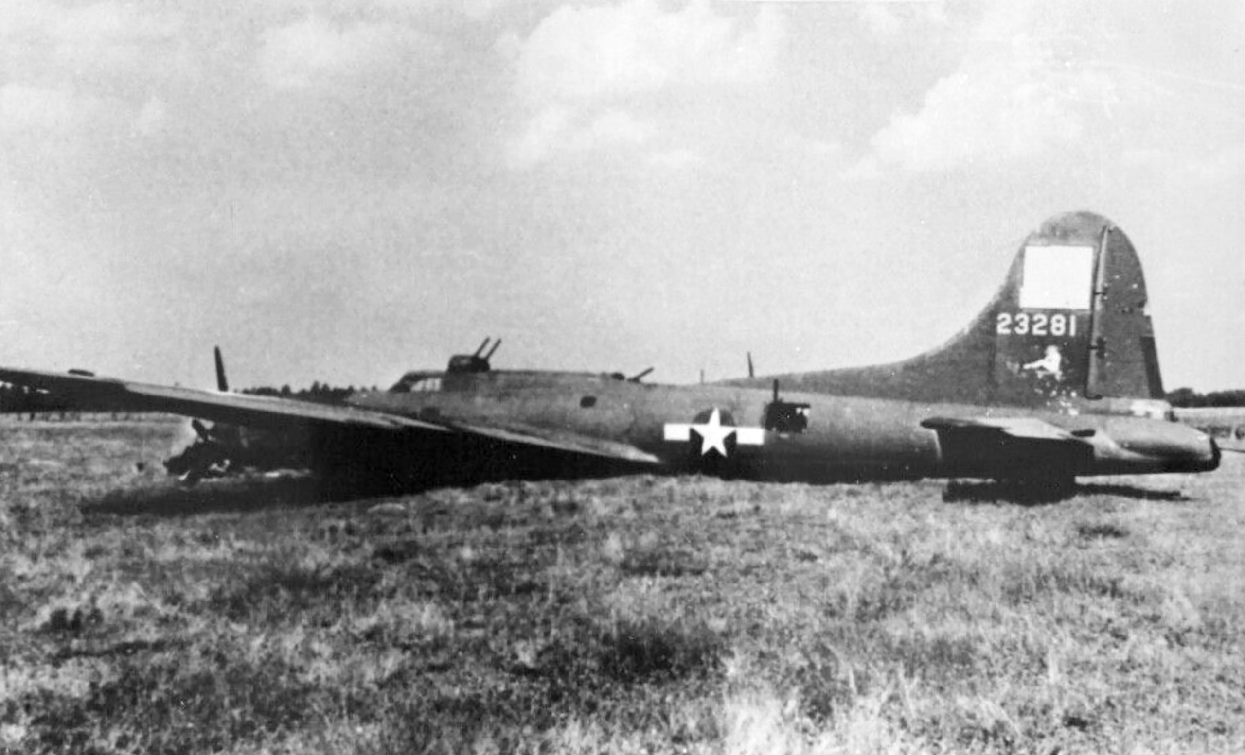 42-3281 B-17F Fortress 8AF 96BG337BS AW The Mary R sd crashed Eindorf near Walsrode E of Bremen 26th Jul 1943 10pow MACR96