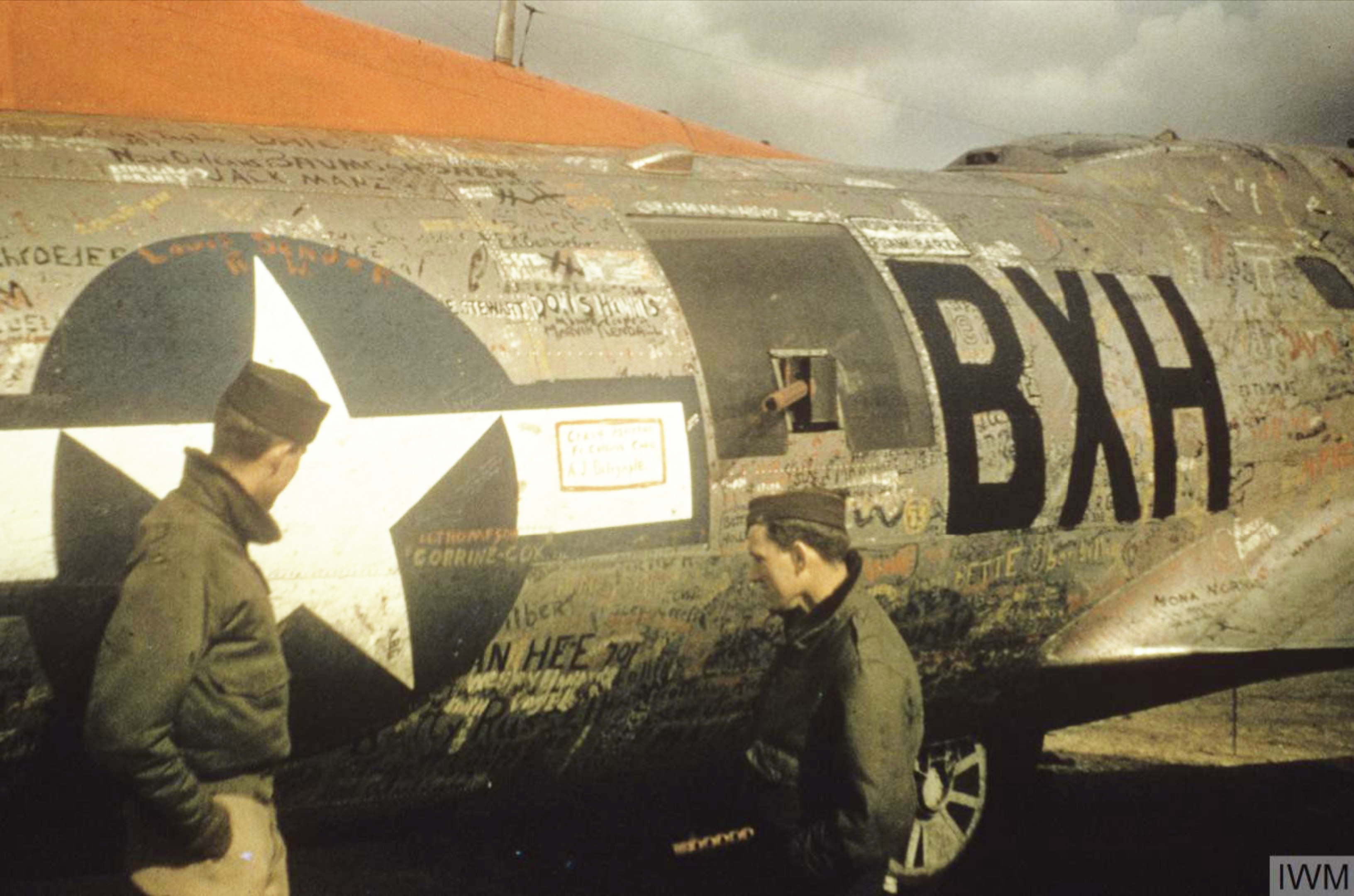 43-37716 B-17G Fortress 8AF 96BG338BS BXH 5 Grand FRE5889