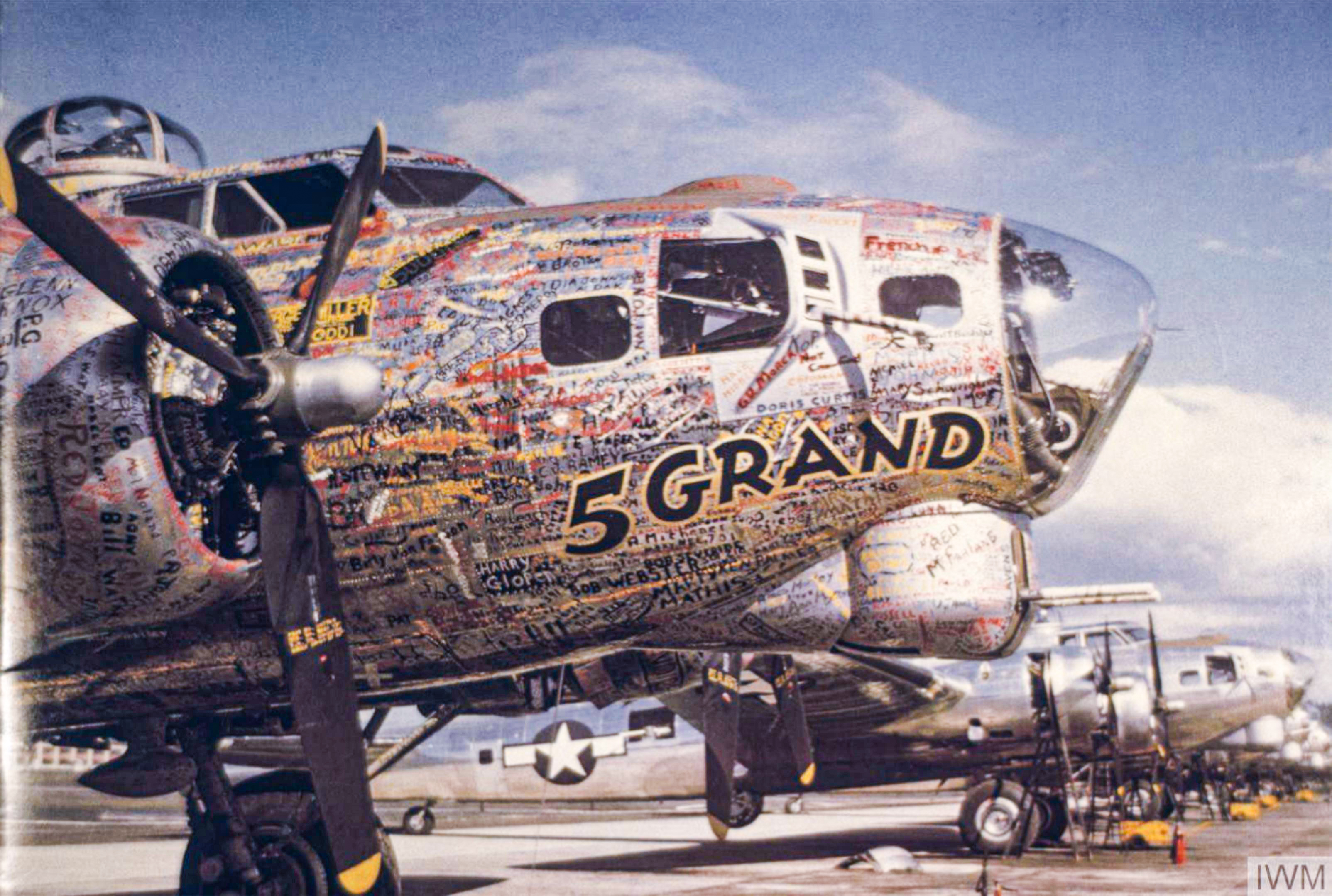43-37716 B-17G Fortress 8AF 96BG338BS BXH 5 Grand in USA FRE5873