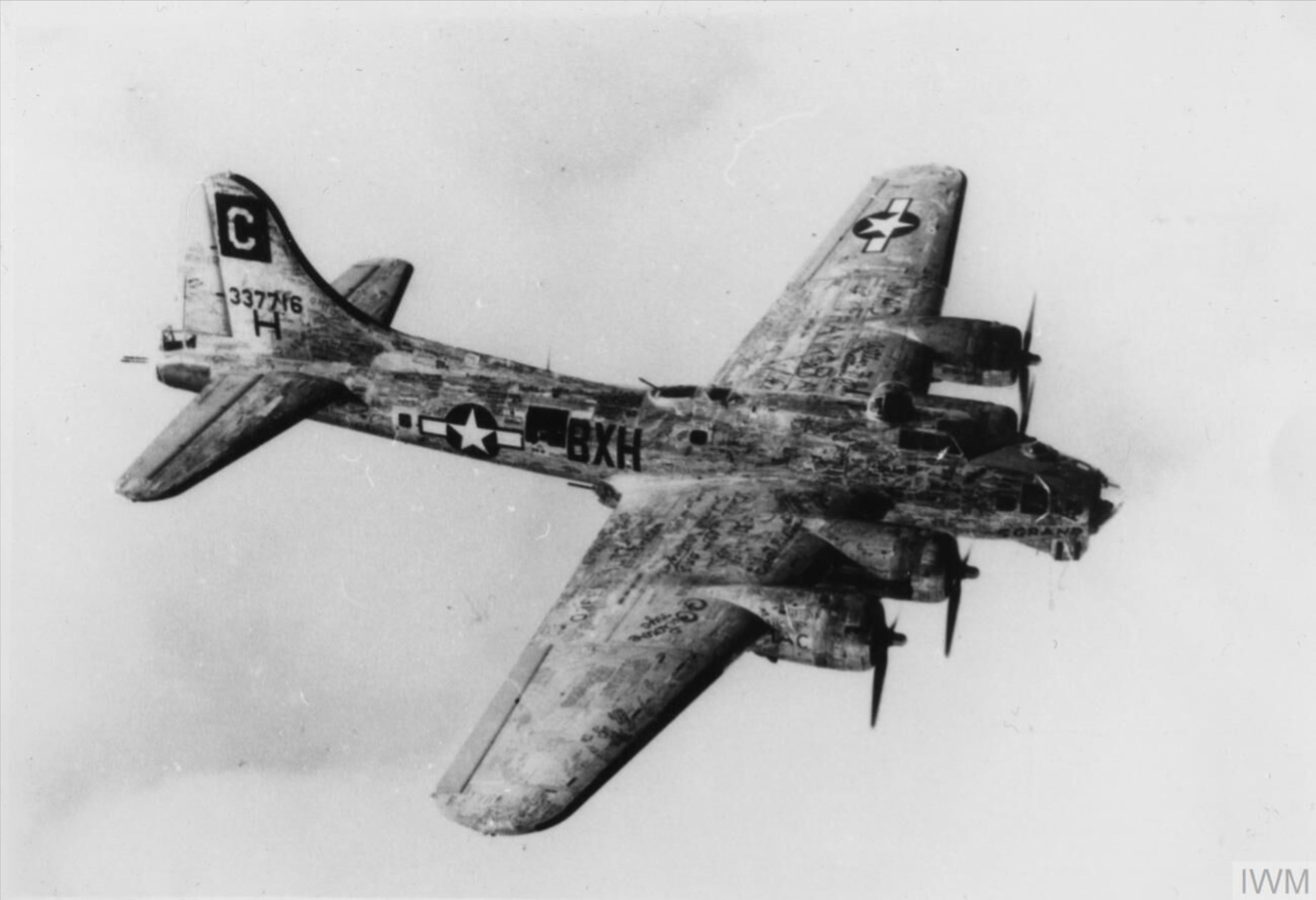 43-37716 B-17G Fortress 8AF 96BG338BS BXH Five Grand in flight FRE3981