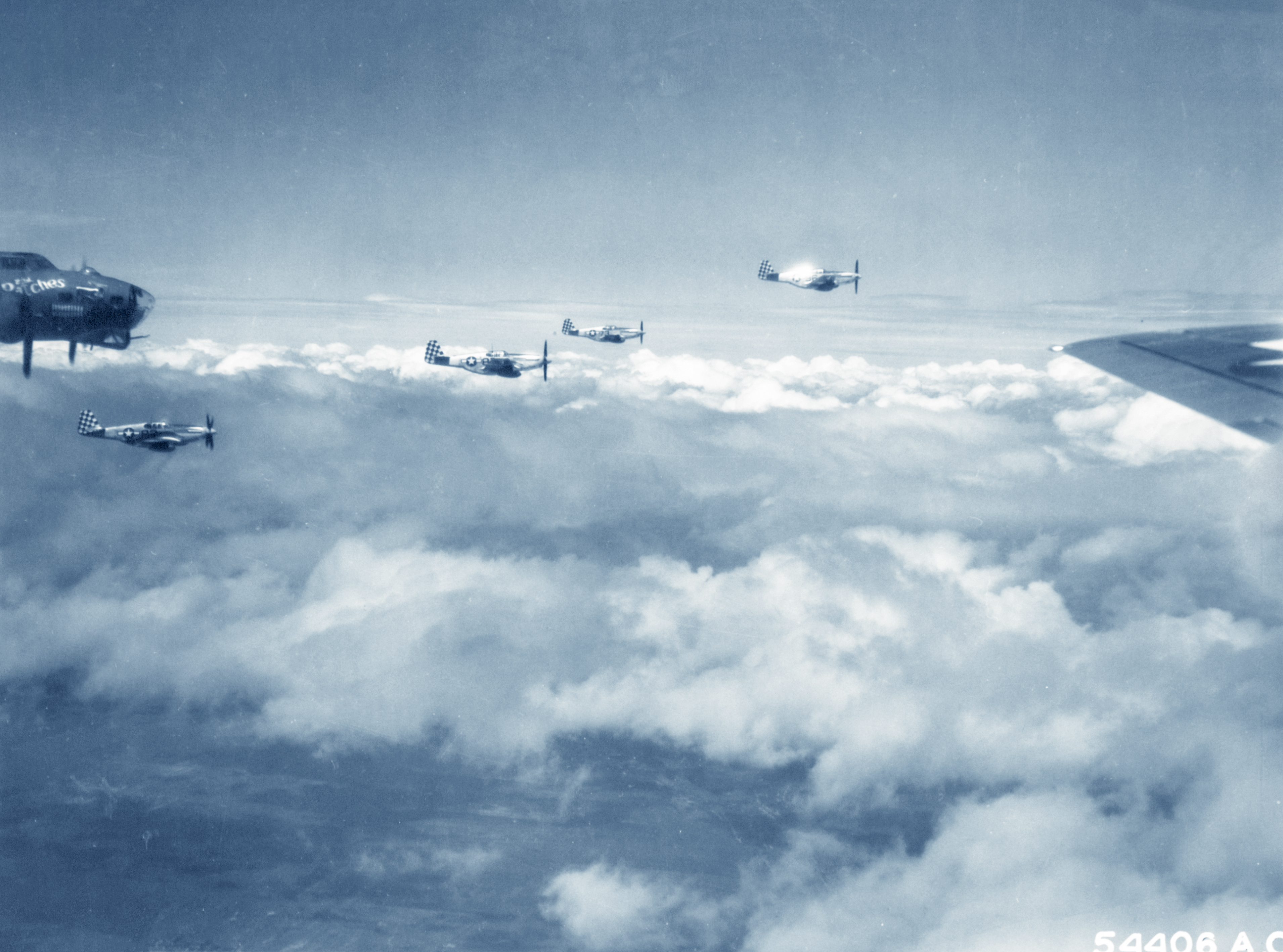42-38201 B-17G Fortress 15AF 99BG347BS 2nd Patches shuttle mission to Russia 20th Oct 1944 NA689