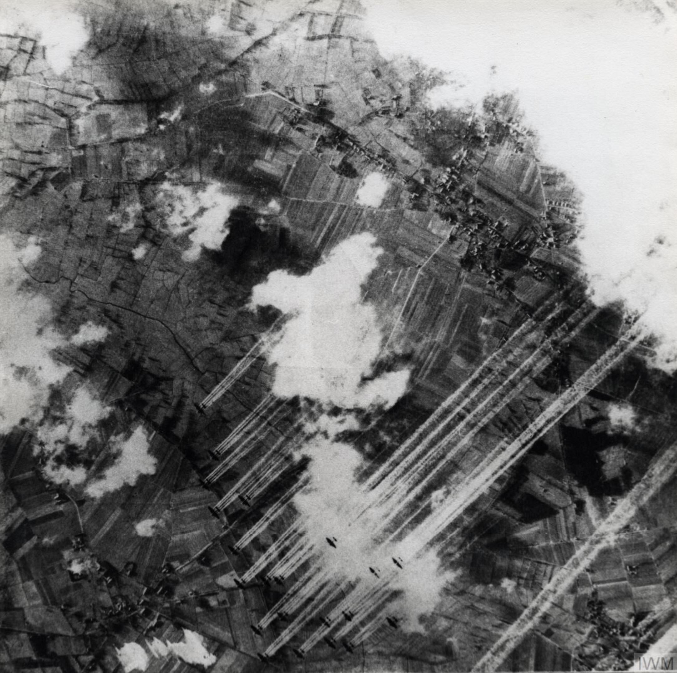 Boeing B-17 Flying Fortresses leaving contrails during a misison FRE14450