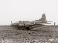 Asisbiz 42 29779 Boeing B 17FG Fortress 306BG423BS RDA Bab's Best accident Iceland 30th Apr 1943 NA716