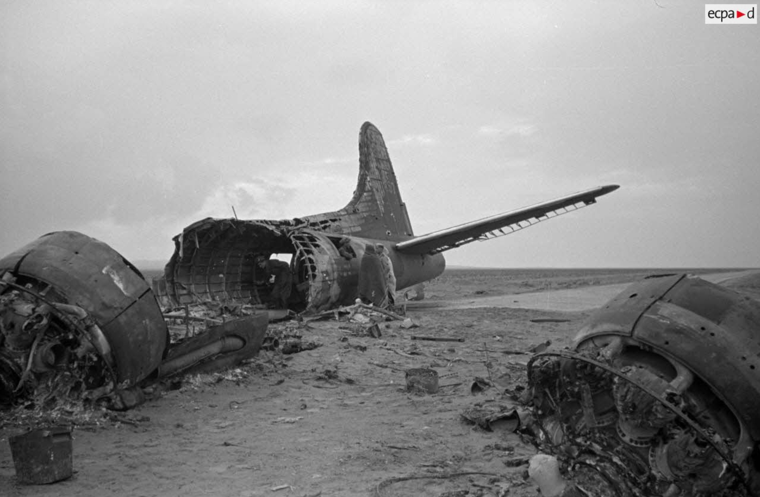 42-5357 B-17F Fortess AFSC for Aphrodite mission written off North Africa 27th Aug 1944 02