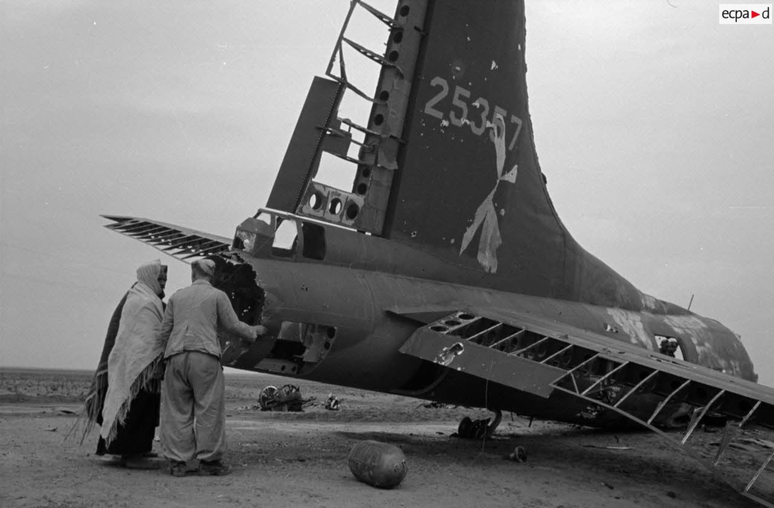 42-5357 B-17F Fortess AFSC for Aphrodite mission written off North Africa 27th Aug 1944 06