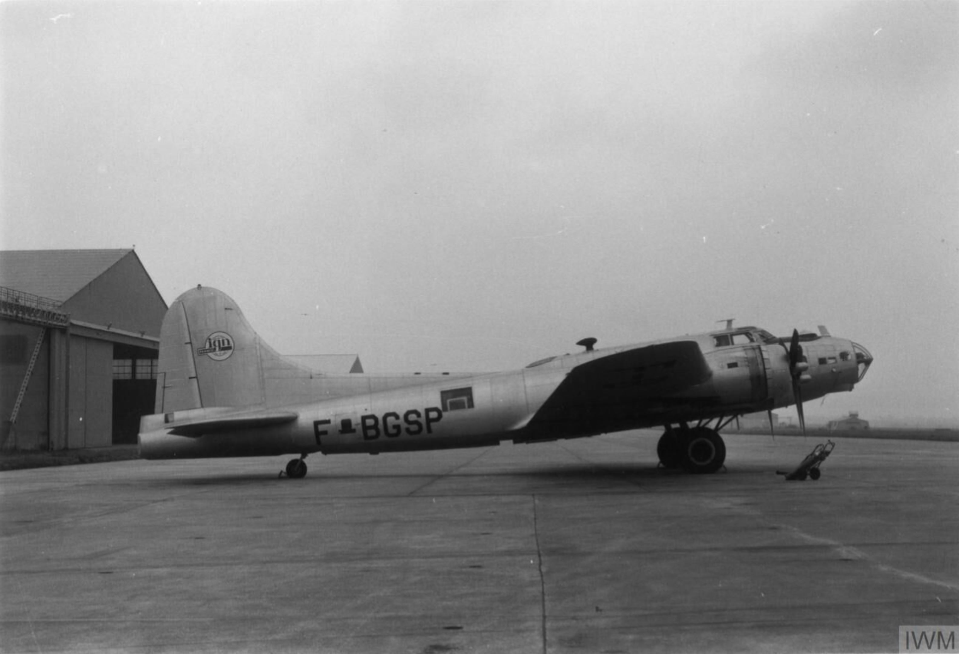 44-8846 B-17G Fortress France Institute Geographique National of France as F BGSP FRE8837