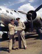 Asisbiz WWII color photo of USAAF Boeing B-17 Flying Fortress used for training in America WWII 04