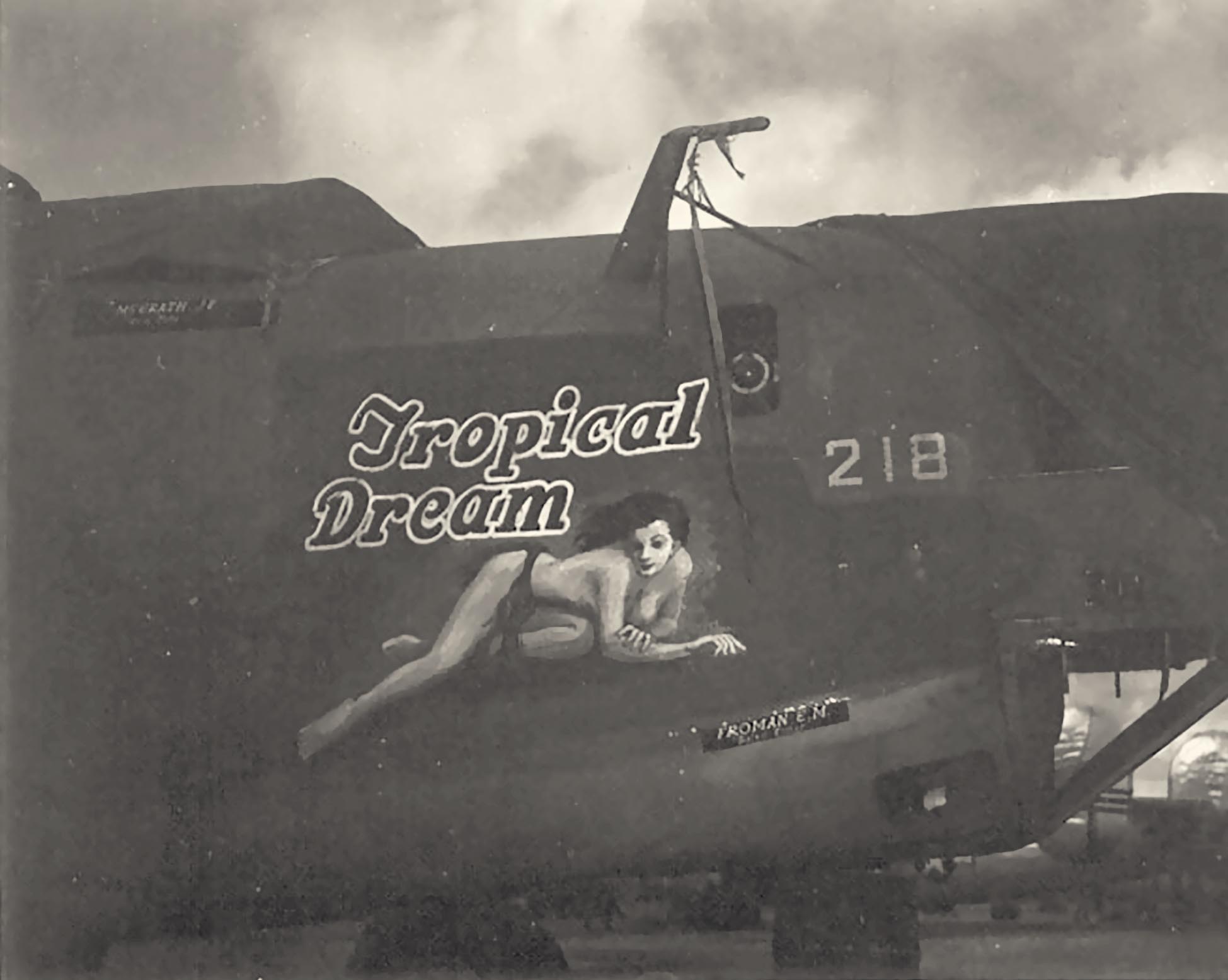 42-100218 B-24J Liberator 7AF 11BG98BS Tropical Dream nose art right side Central Pacific 1943 45 01
