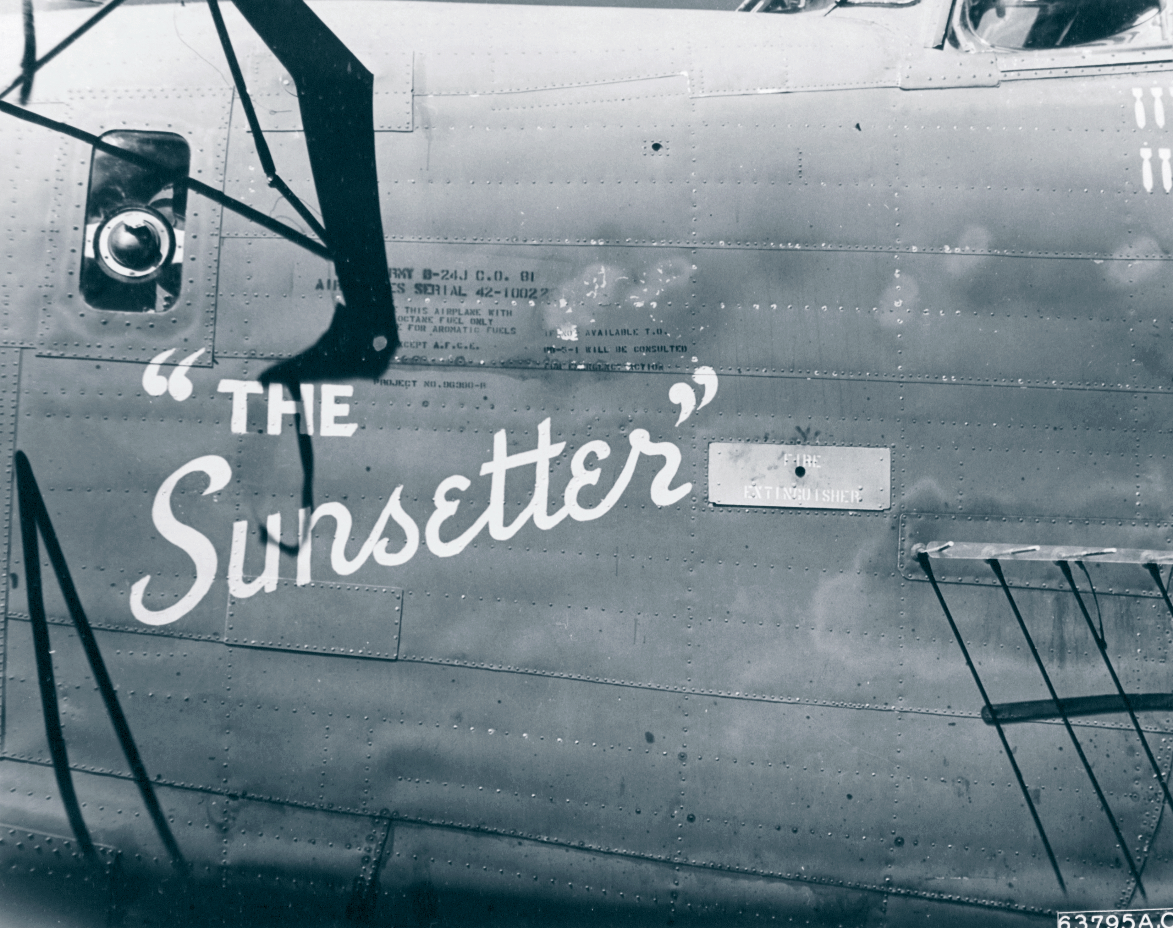 42-100223 B-24J Liberator 7AF 11BG431BS The Sunsetter Marshall Islands July 1944 NA1251