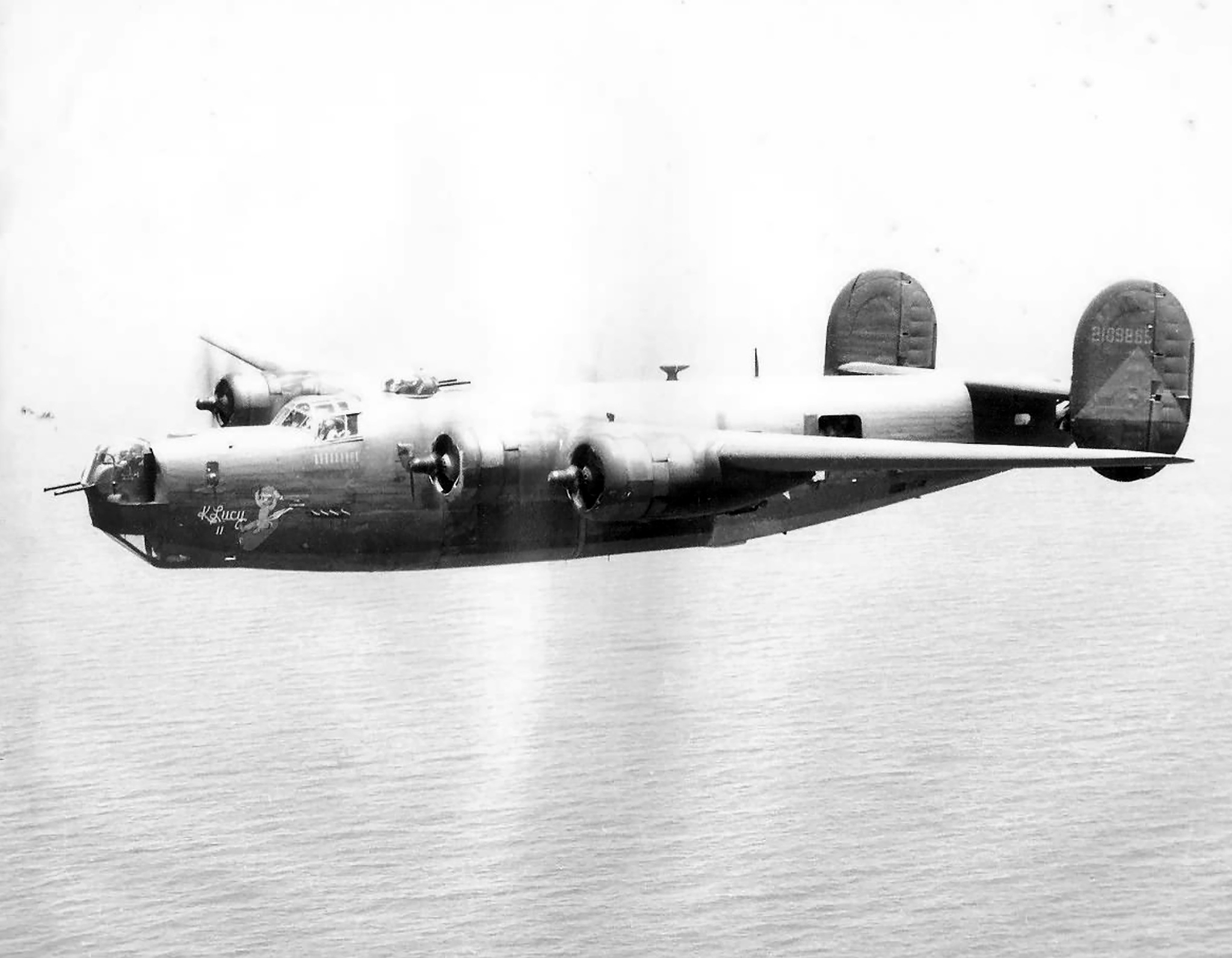 42-109869 B-24J Liberator 7AF 11BG26BS K Lucky II returning to its base in the Pacific 01