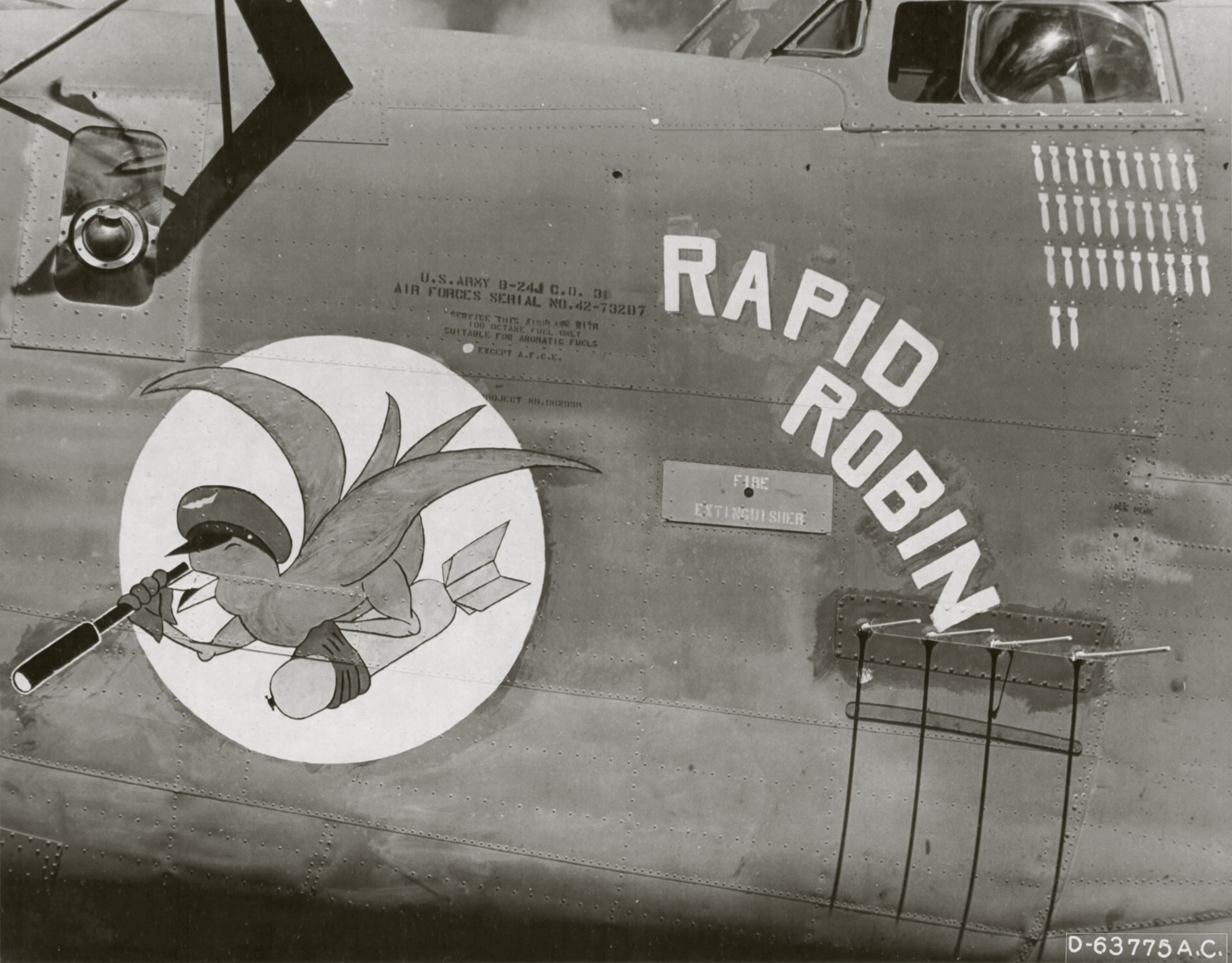 42-73287 B-24J Liberator 7AF 11BG431BS Rapid Robin nose art left side Central Pacific 1943 45 01