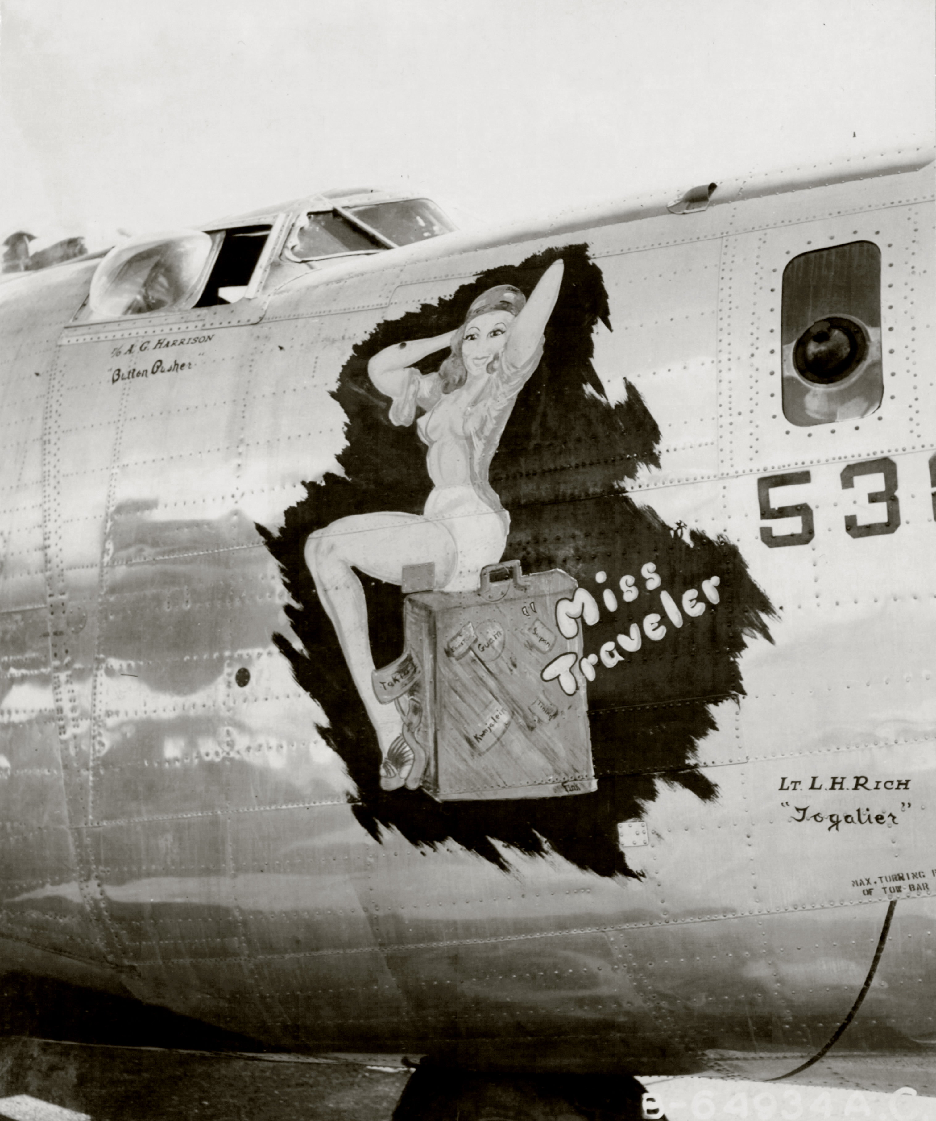 44-40530 B-24J Liberator 7AF 11BG98BS Miss Traveler Guam Marianas Islands 4th May 1945 01