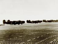 Asisbiz 42-72832 B-24D Liberator 7AF 11BG26BS Dumbo the Avenger Central Pacific 1943 45 01