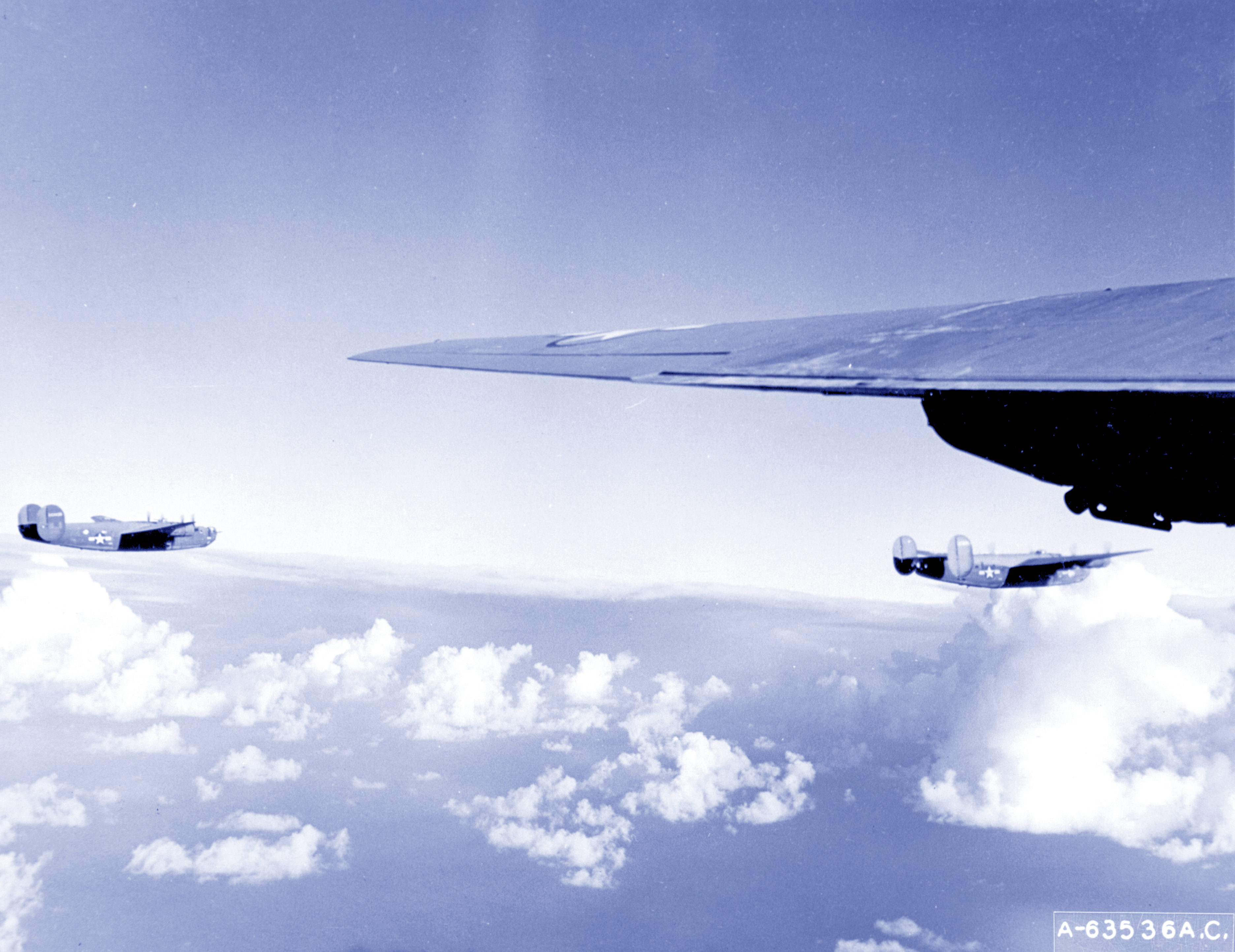 Consolidated B-24 Liberators 7AF 11BG and 30BG after bombing Wake Island 30th Apr 1944 NA121