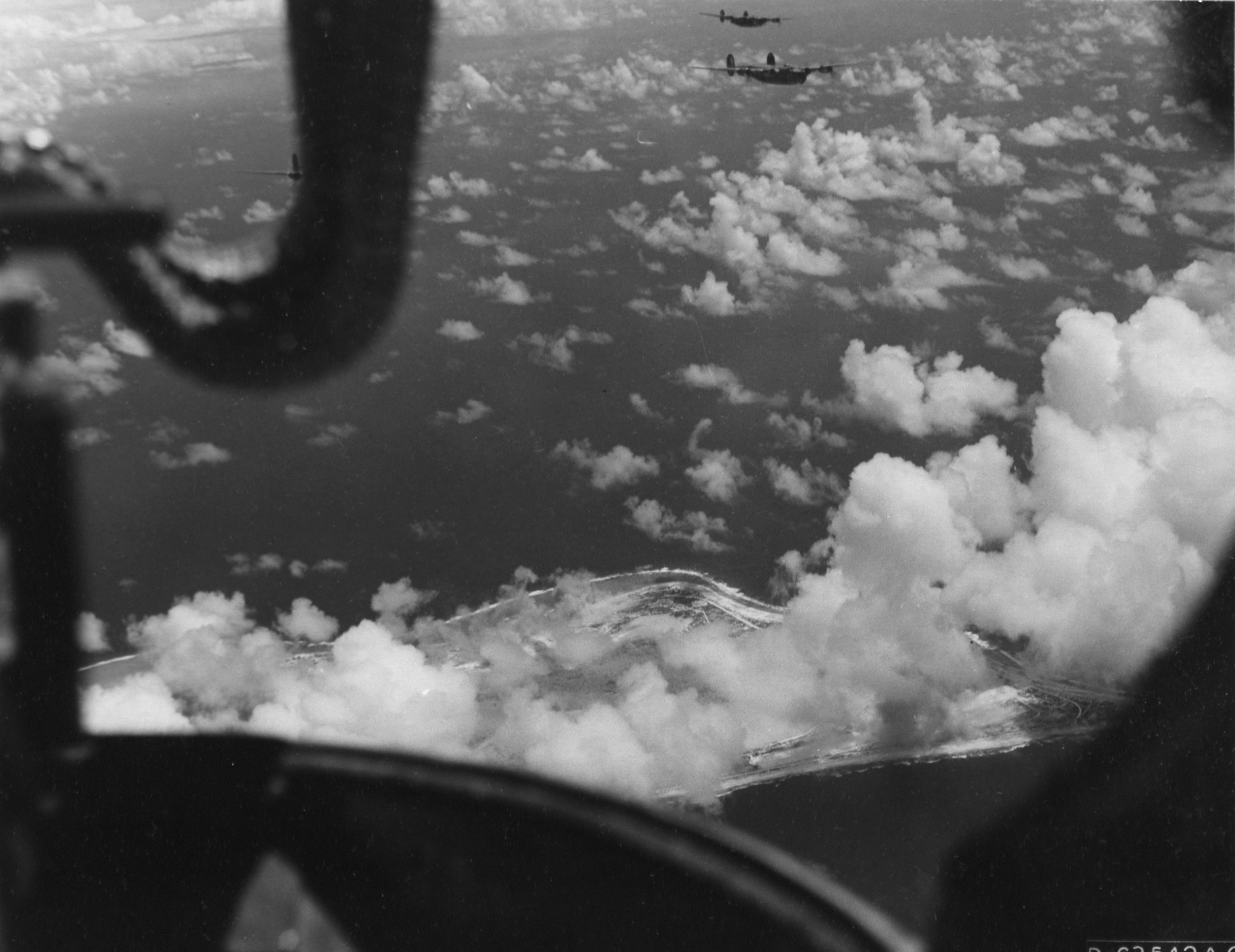 Consolidated B-24 Liberators 7AF 11BG and 30BG bomb Wake Island 30th Apr 1944 03