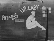 Asisbiz 42-72988 B-24J Liberator 7AF 30BG392BS Bombs Lullaby at Ewajalein Marshall Isls July 1944 01