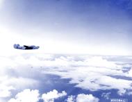 Asisbiz Consolidated B-24 Liberators 7AF 11BG and 30BG after bombing Wake Island 30th Apr 1944 NA129