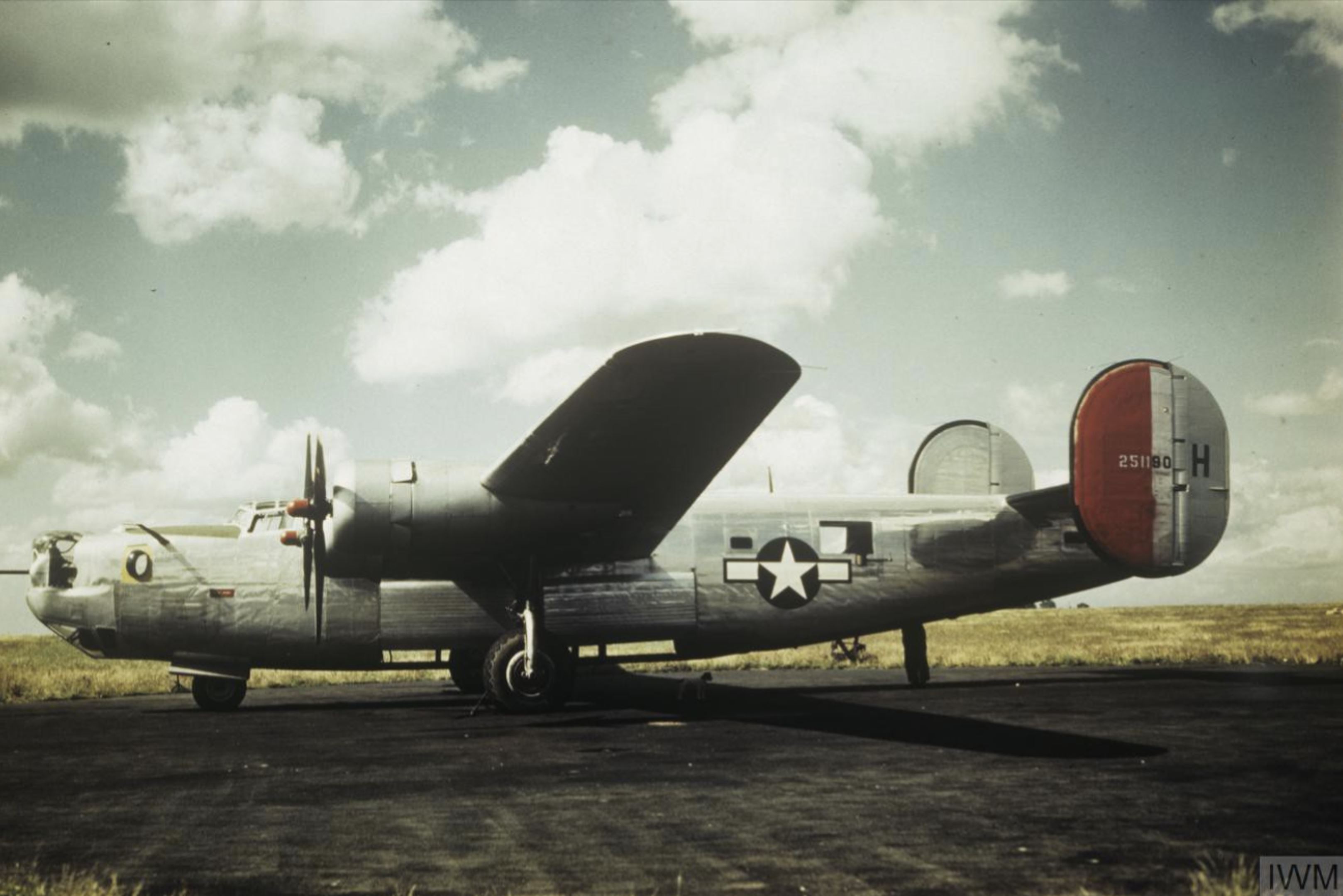 42-51190 B-24H Liberator 8AF 34BG18BS 8IH Ann at Mount Farm FRE5464