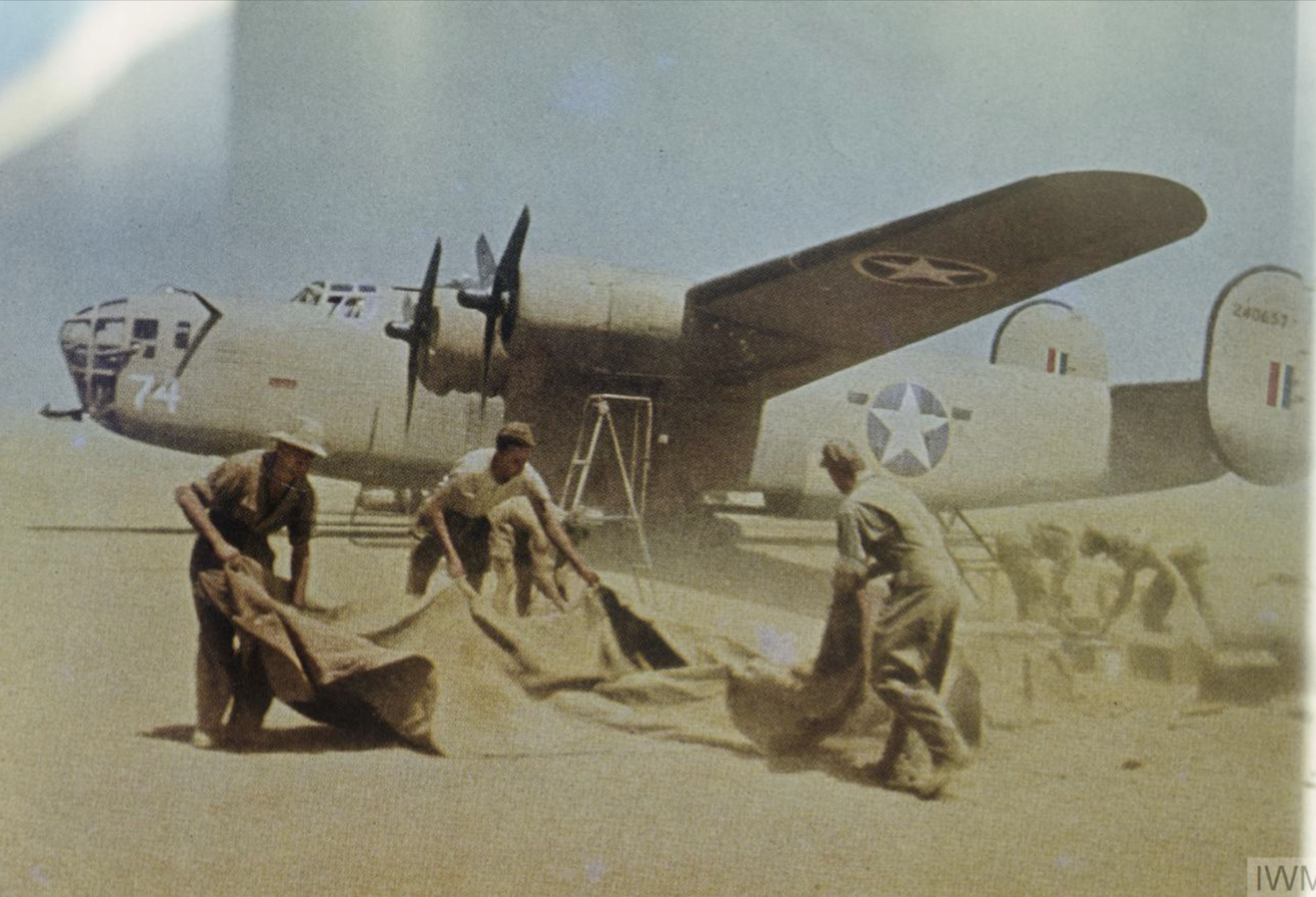 42-40657 B-24D Liberator 376BG514BS 74 GI Ginnie North Africa 1943 FRE7573
