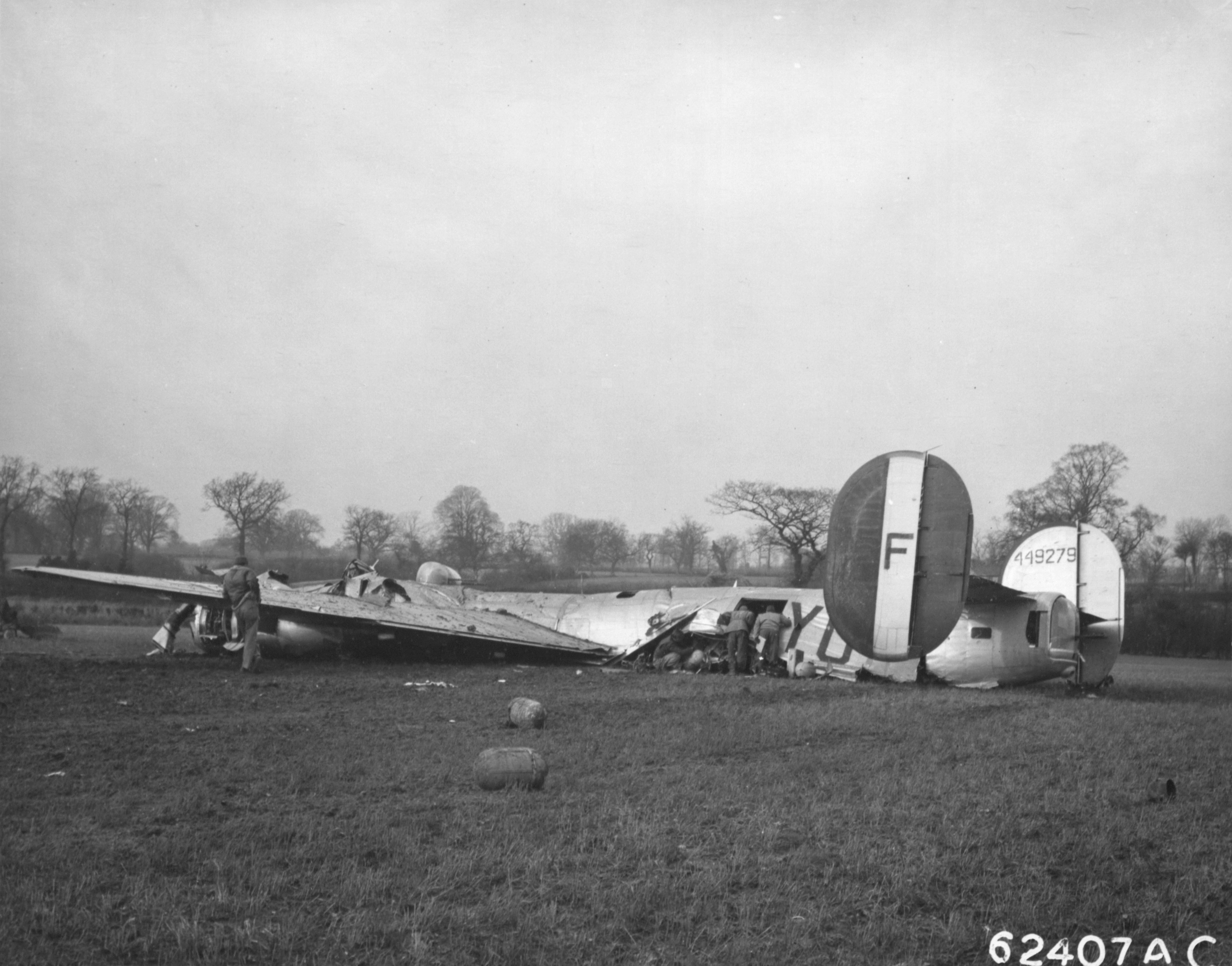 44-49279 B-24L Liberator 8AF 389BG564BS YOF crash site Ashwellthorpe Norfolk England 6th Feb 1945 NA2112