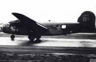 Asisbiz 42 40722 B 24D Liberator 8AF 389BG566BS RRB The Little Gramper taking off FRE13234