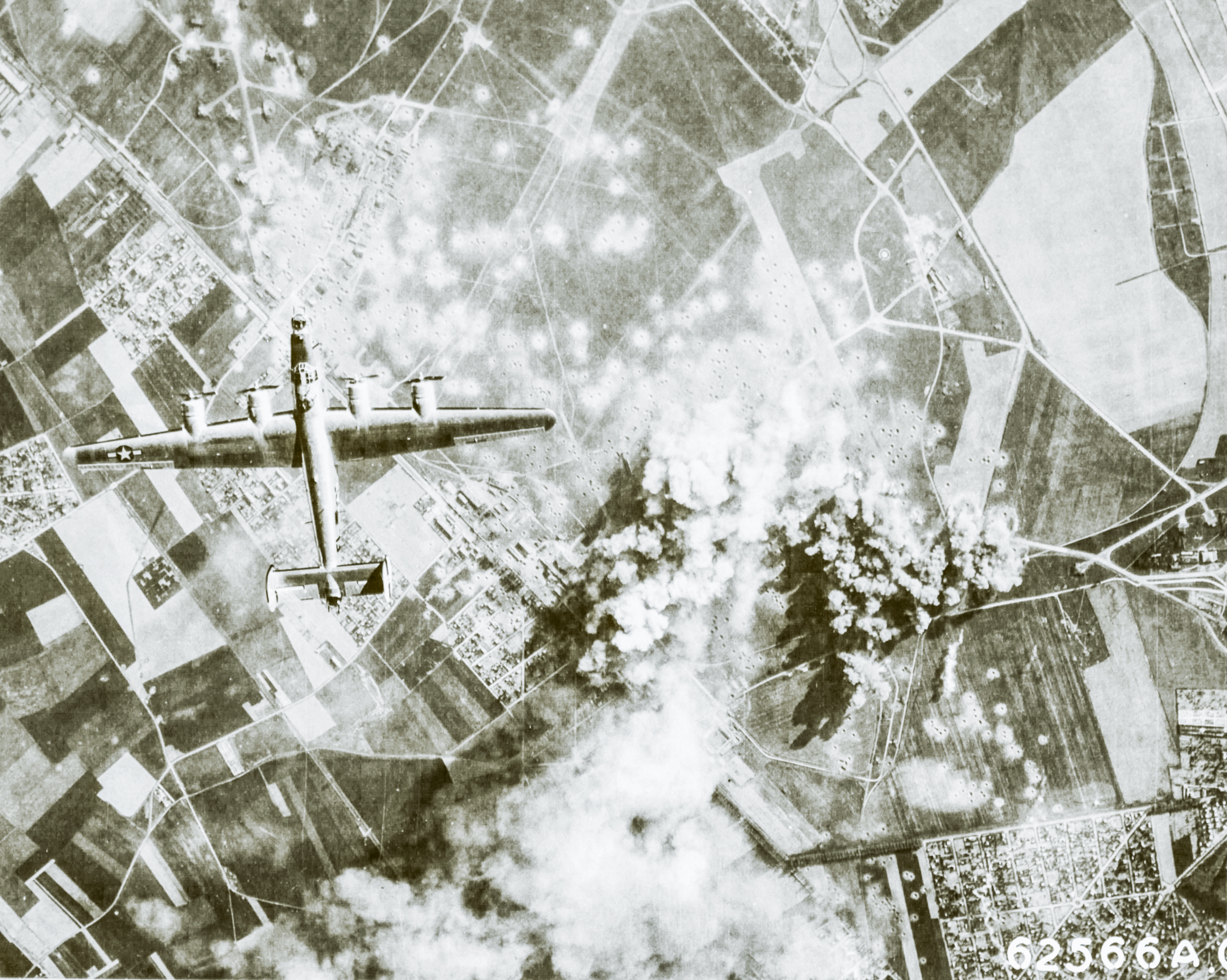 42-95390 B-24H Liberator 8AF 446BG705BS JUJ Rough Buddy over Orly Airfield near Paris 24th May 1944 01
