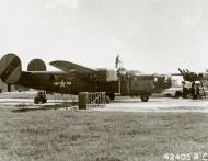 Asisbiz 42-94992 B-24H Liberator 8AF 448BG713BS IGH Dead End Kids Station 505 England 16th May 1945 01