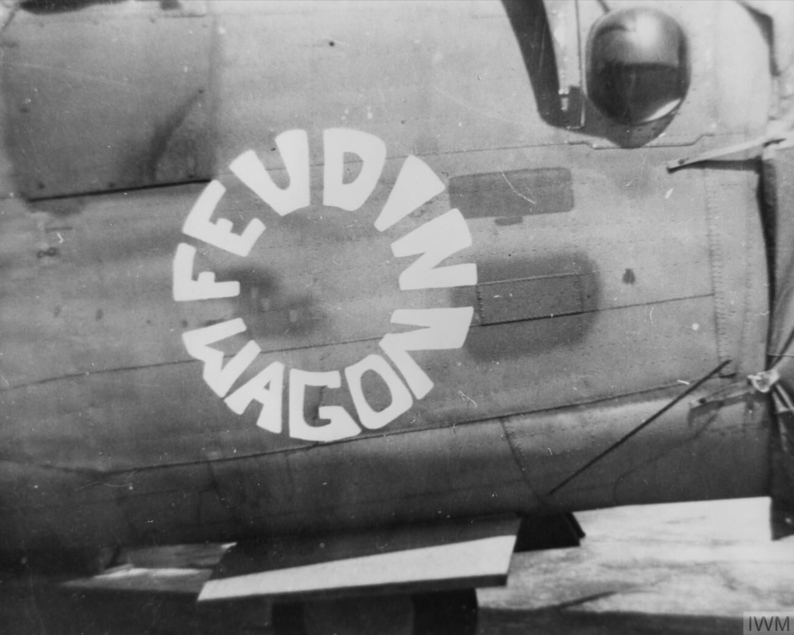 42-50339 B-24H Liberator 8AF 44BG506BS GJC Feudin' Wagon nose art right side FRE3472