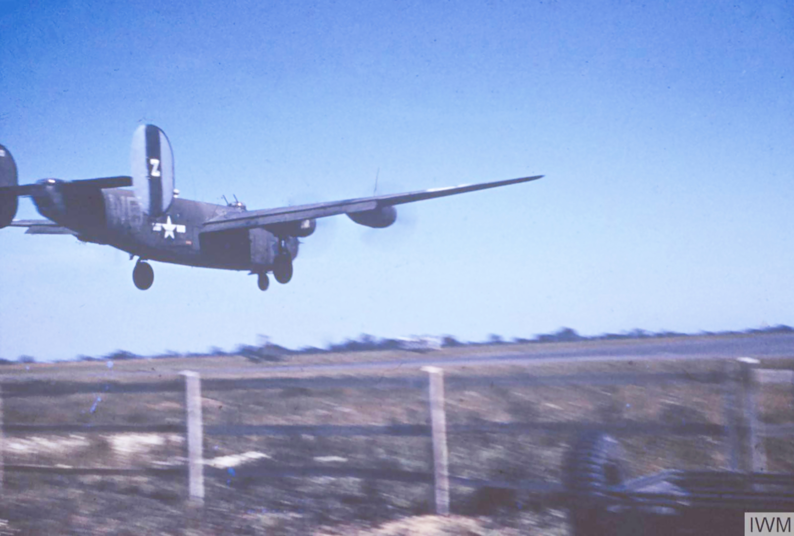 42-50427 B-24H Liberator 8AF 44BG68BS WQZ landing at Shipdham FRE5481