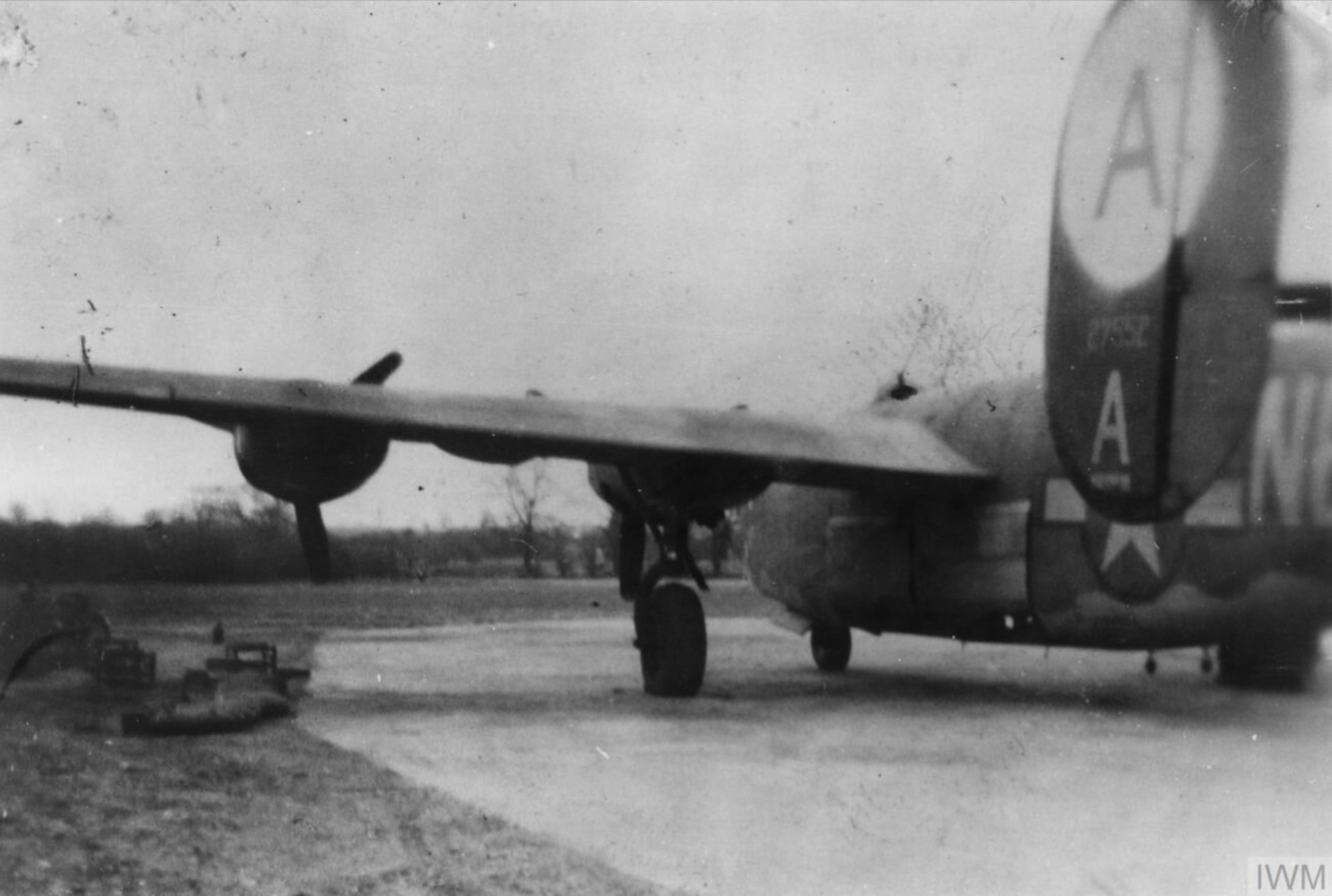 42-7552 B-24H Liberator 8AF 44BG67BS NBA Lil' Cookie parked FRE3458