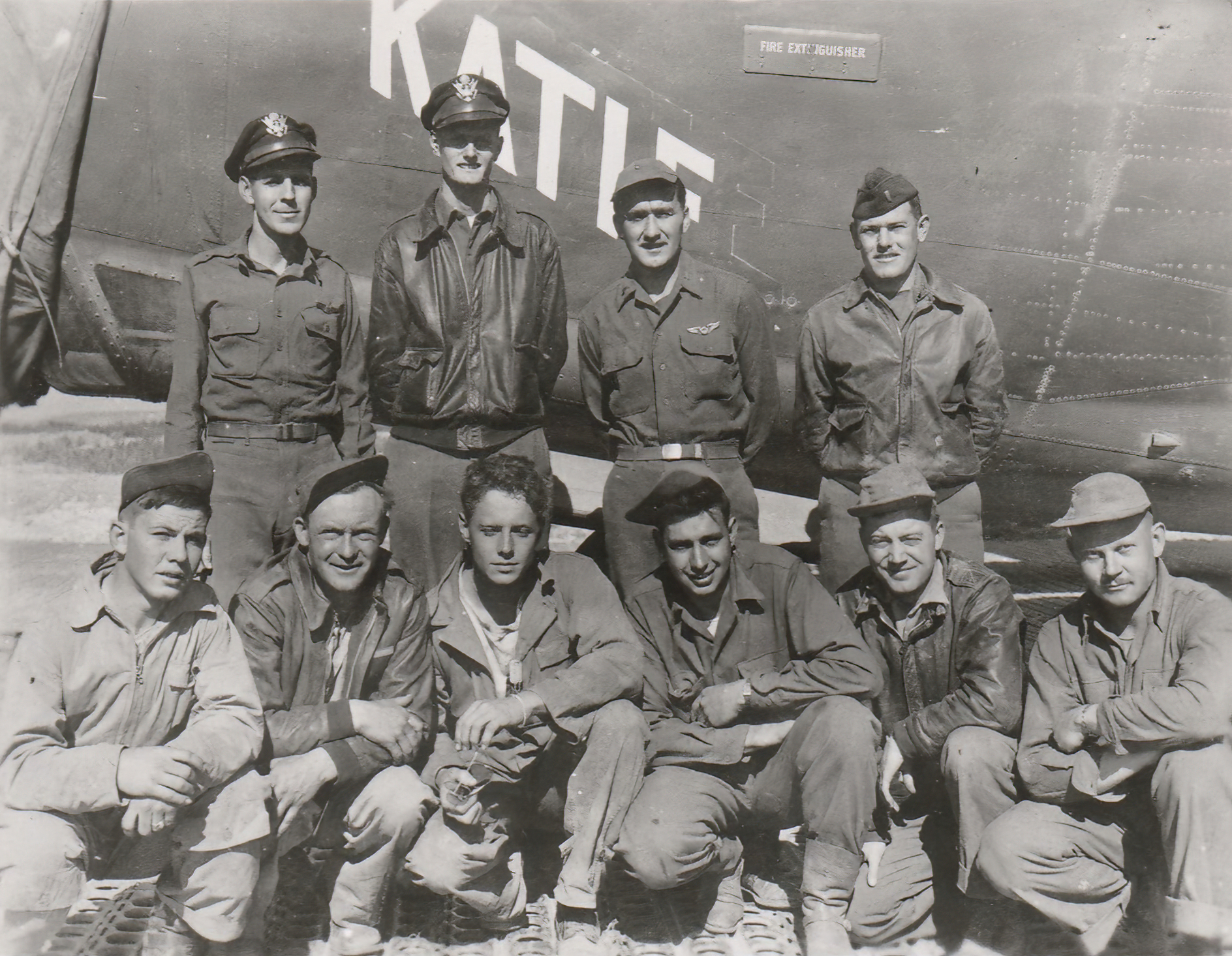 42-7751 B-24H Liberator 15AF 451BG726BS 47 Ice Cold Katie nose art left side 01