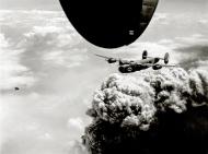 Asisbiz 41-29580 B-24H Liberator 15AF 451BG726BS 55 Screamin' Meemie II over Ploesti Rumania 5th Aug 1944 02