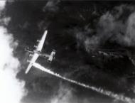 Asisbiz 42-95379 B-24H Liberator 15AF 451BG725BS 35 Extra Joker being shot down by a Fw 190A over Austria 4th Sep 1944 09