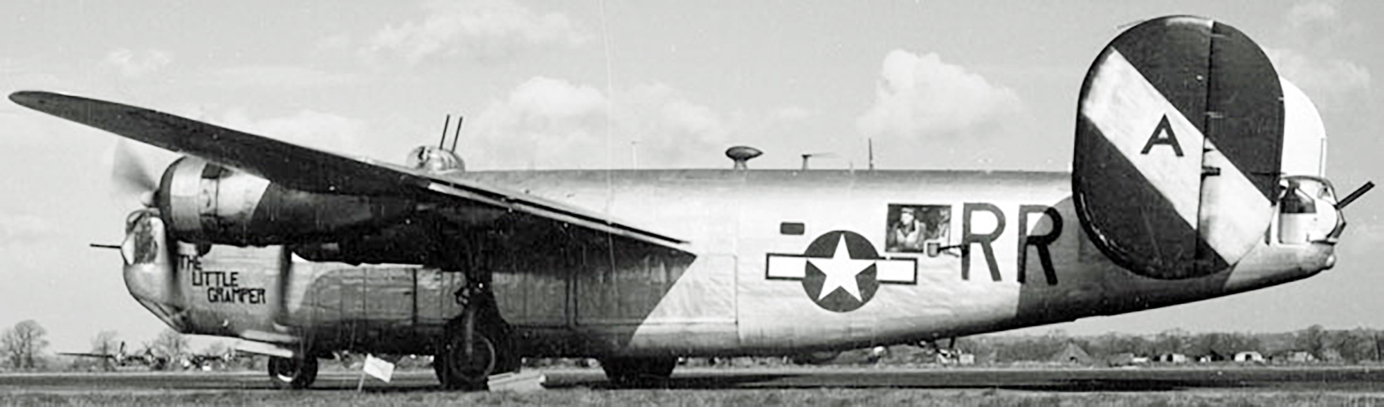 42-51665 B-24J Liberator 8AF 453BG732BS RRA Little Gramper 3rd also 389BG and 467BG791BS 4ZW 01