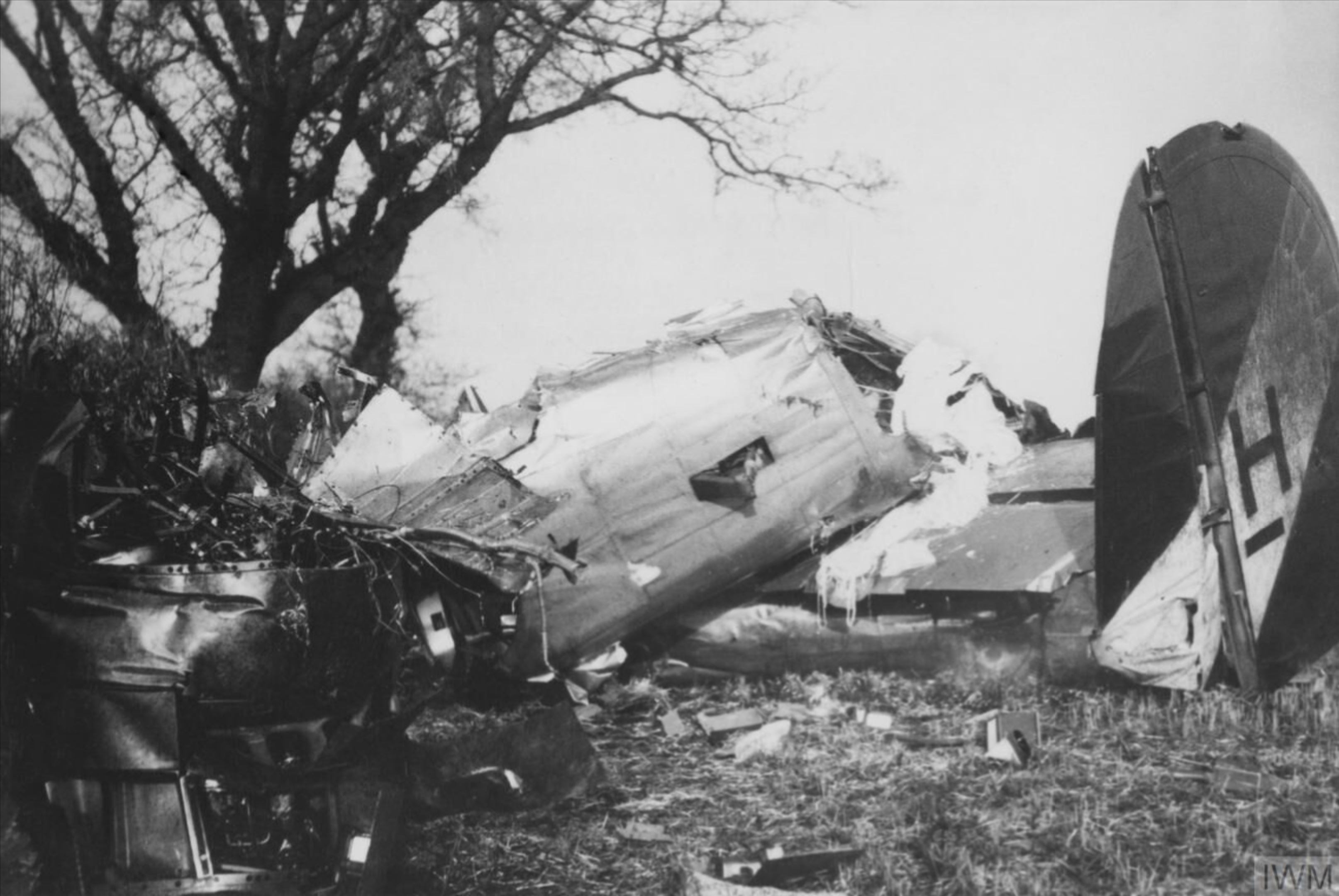 42-51865 B-24J Liberator 8AF 453BG735BS H6H take off clipped parked B-24's and crashed 9KIA 2RTN FRE1863