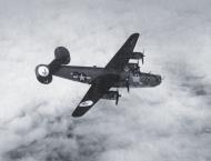 Asisbiz 41-28645 B-24H Liberator 8AF 453BG733BS F8U The Golden Gaboon over Germany 1944 01